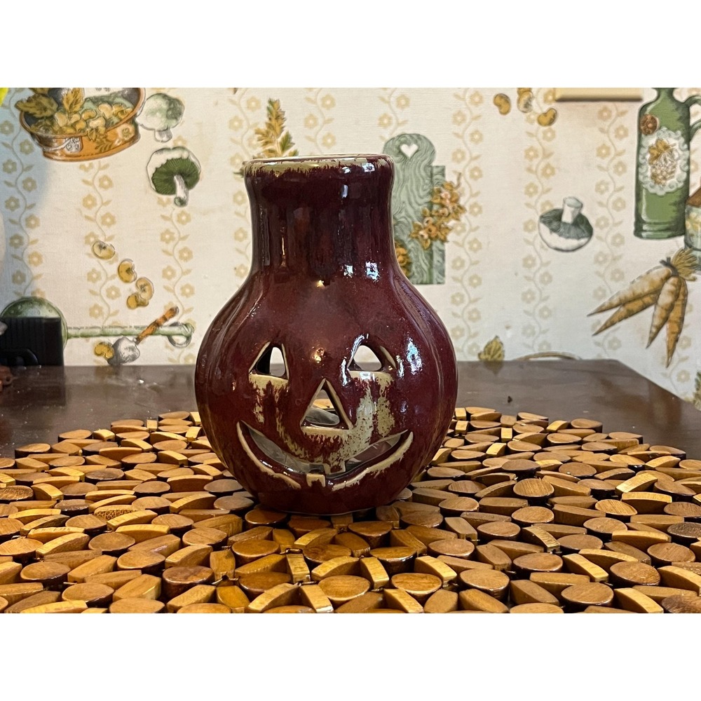 Vintage Handmade Ceramic Jack‑O'‑Lantern Candle Holder – Burgundy Halloween
